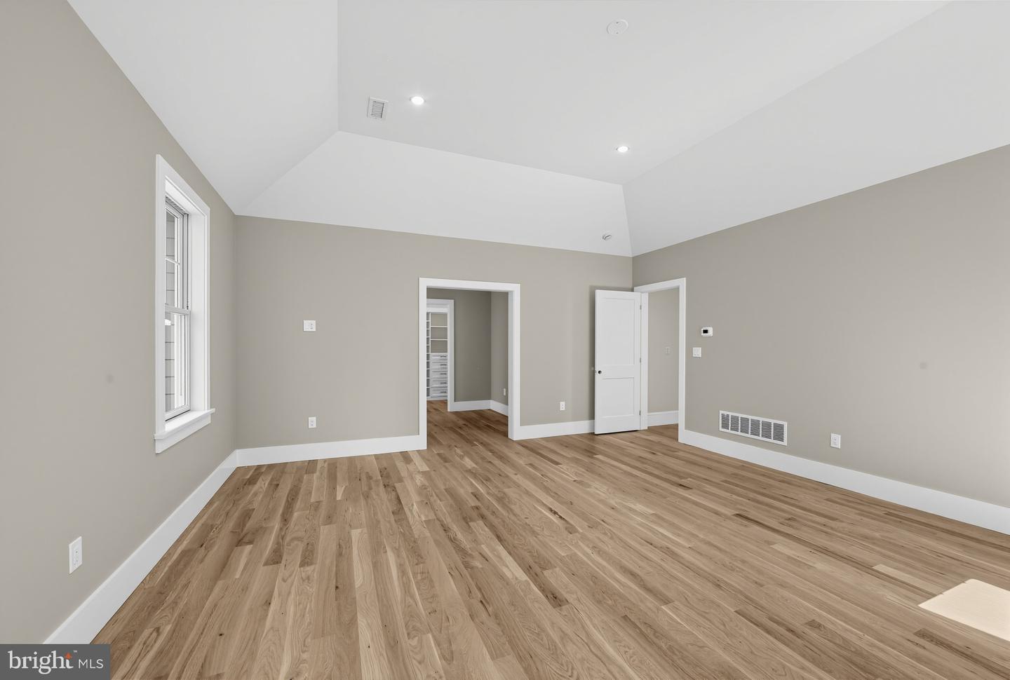2074 Fox Creek Rd Property Photo 35