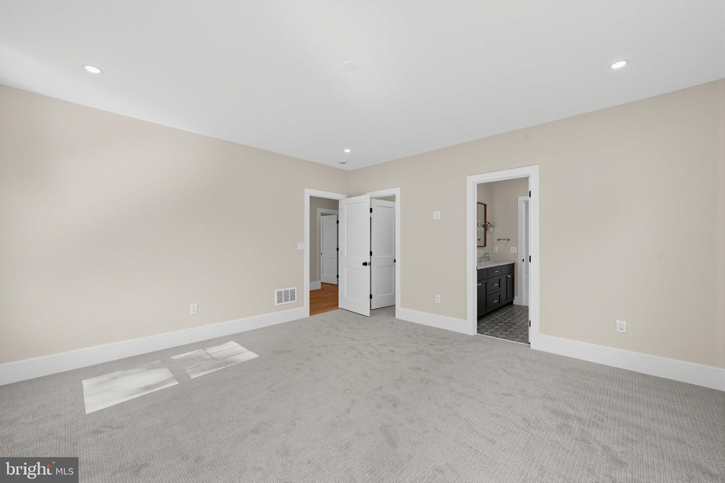 2074 Fox Creek Rd Property Photo 43