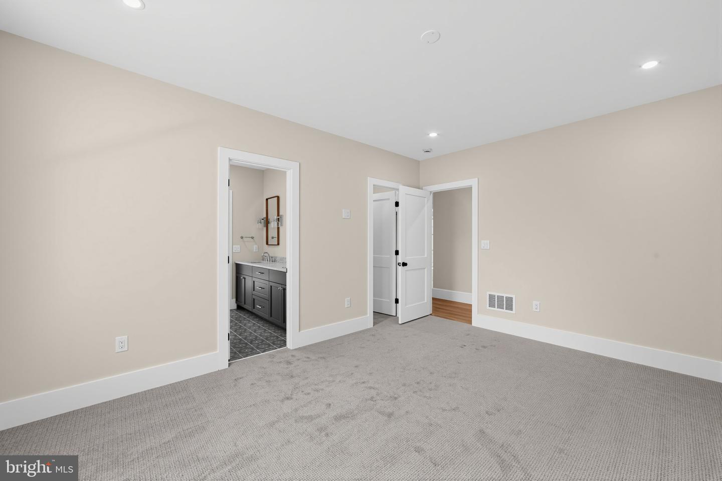 2074 Fox Creek Rd Property Photo 46