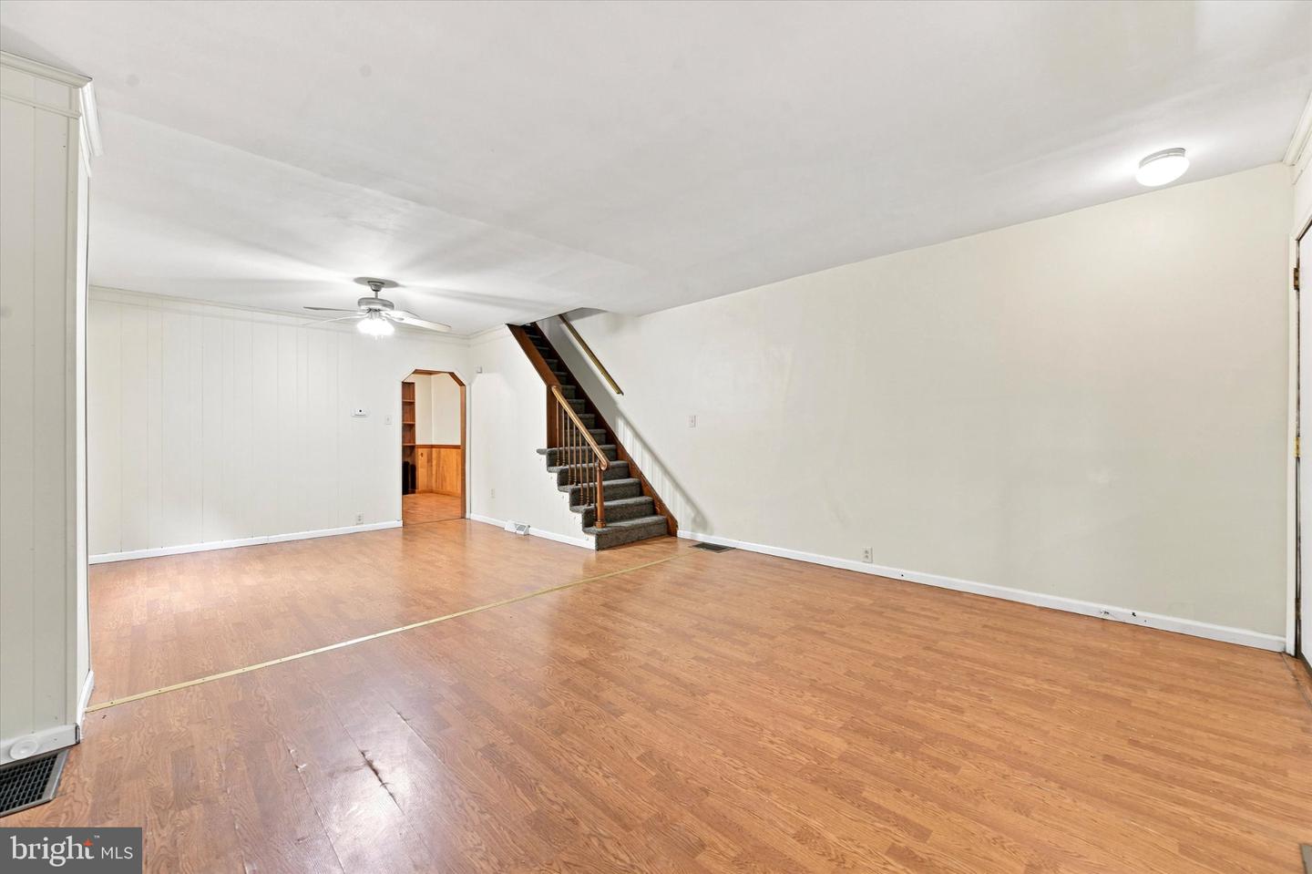 20 S 5th Ave Property Photo 6