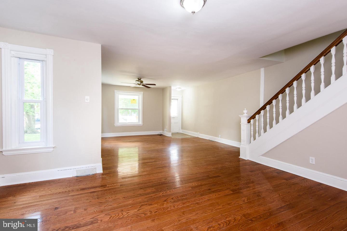 214 Highland Ave Property Photo 6