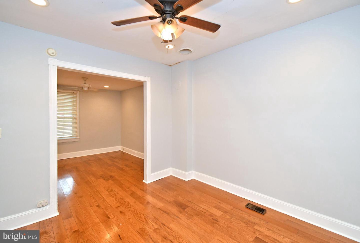 58 Pennsylvania Ave Property Photo 6