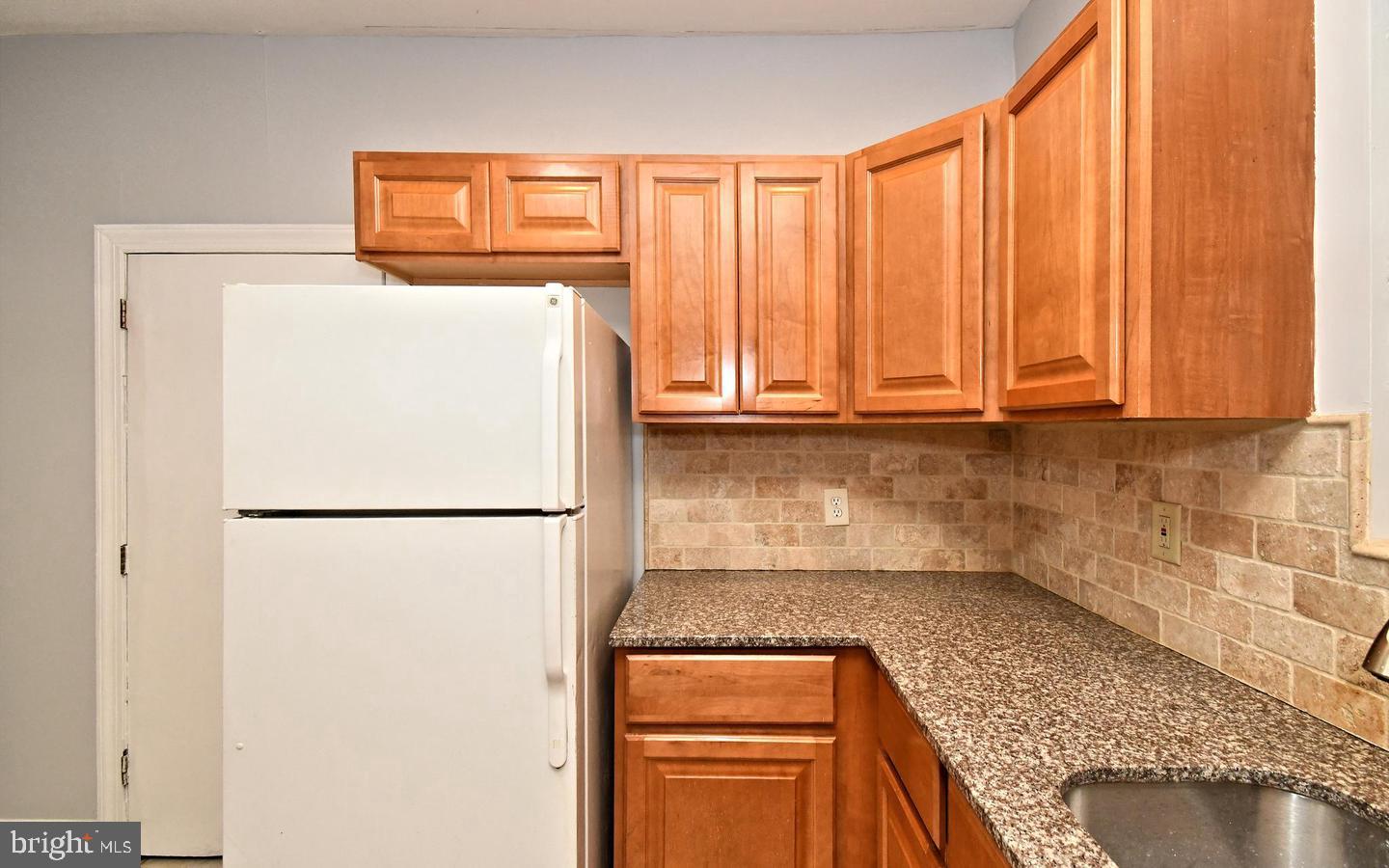 58 Pennsylvania Ave Property Photo 14