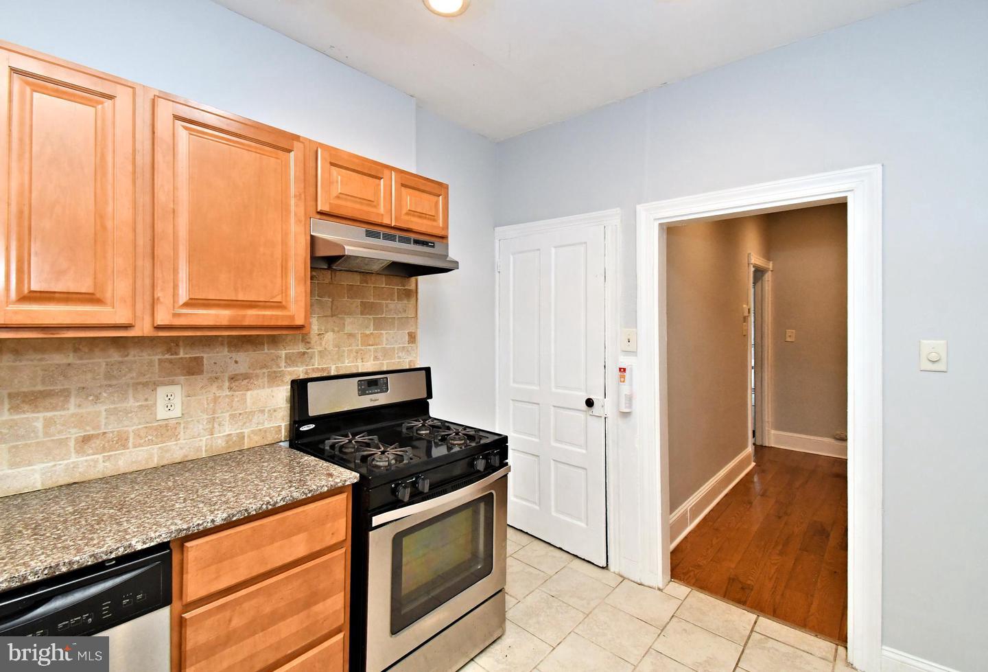 58 Pennsylvania Ave Property Photo 17