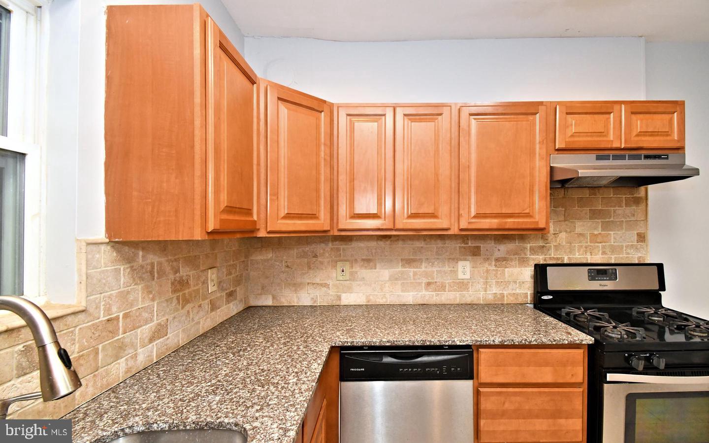 58 Pennsylvania Ave Property Photo 18