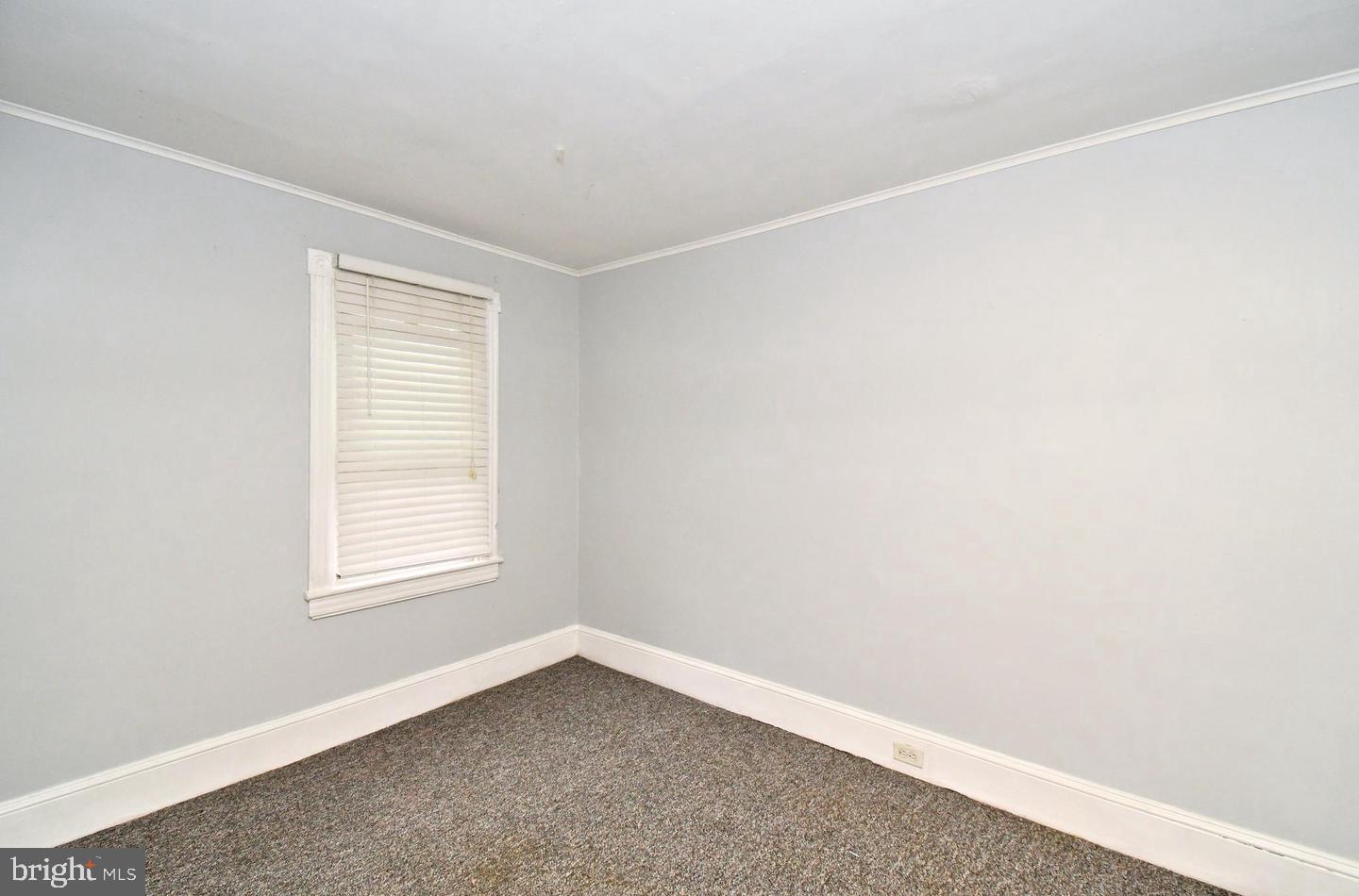 58 Pennsylvania Ave Property Photo 26