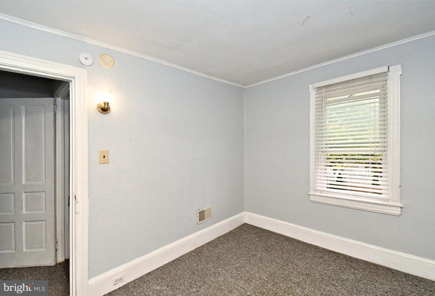58 Pennsylvania Ave Property Photo 27