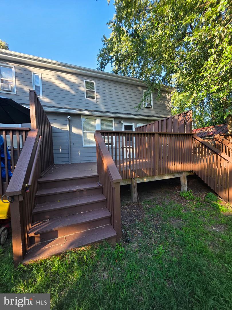 58 Pennsylvania Ave Property Photo 34