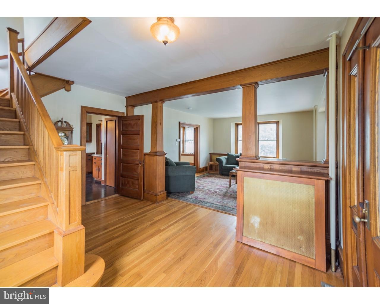 121 Meredith St Property Photo 5