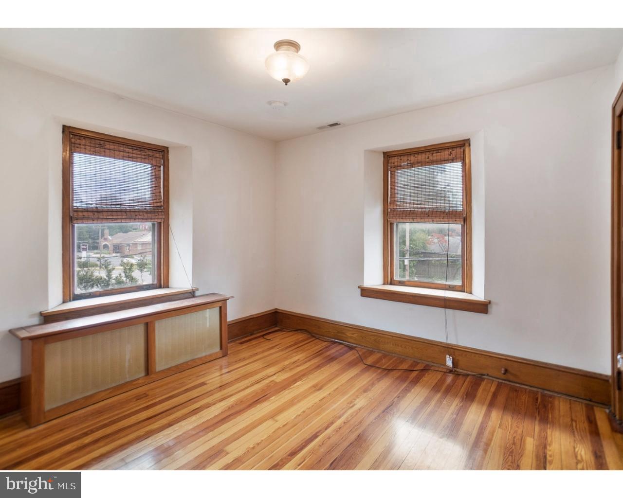 121 Meredith St Property Photo 16