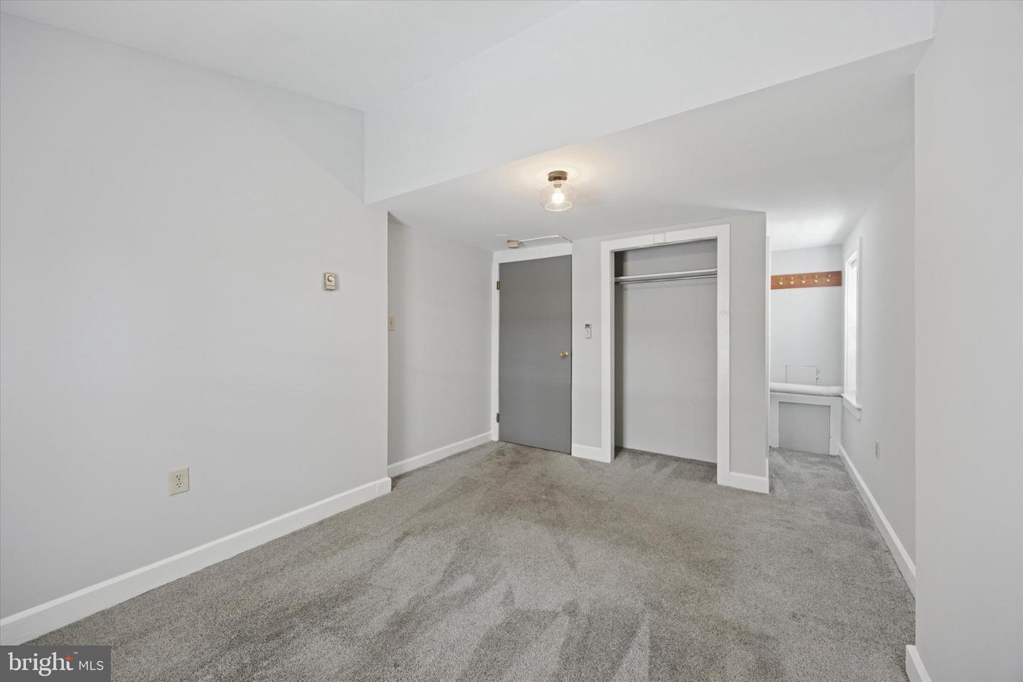 117 E Miner St #a Property Photo 5