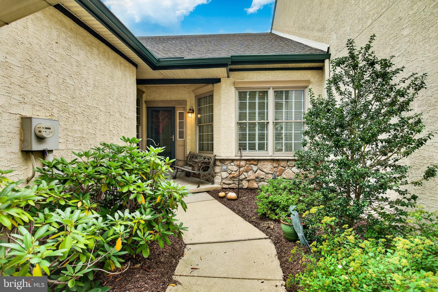 PACT2135978 Property Photo 4
