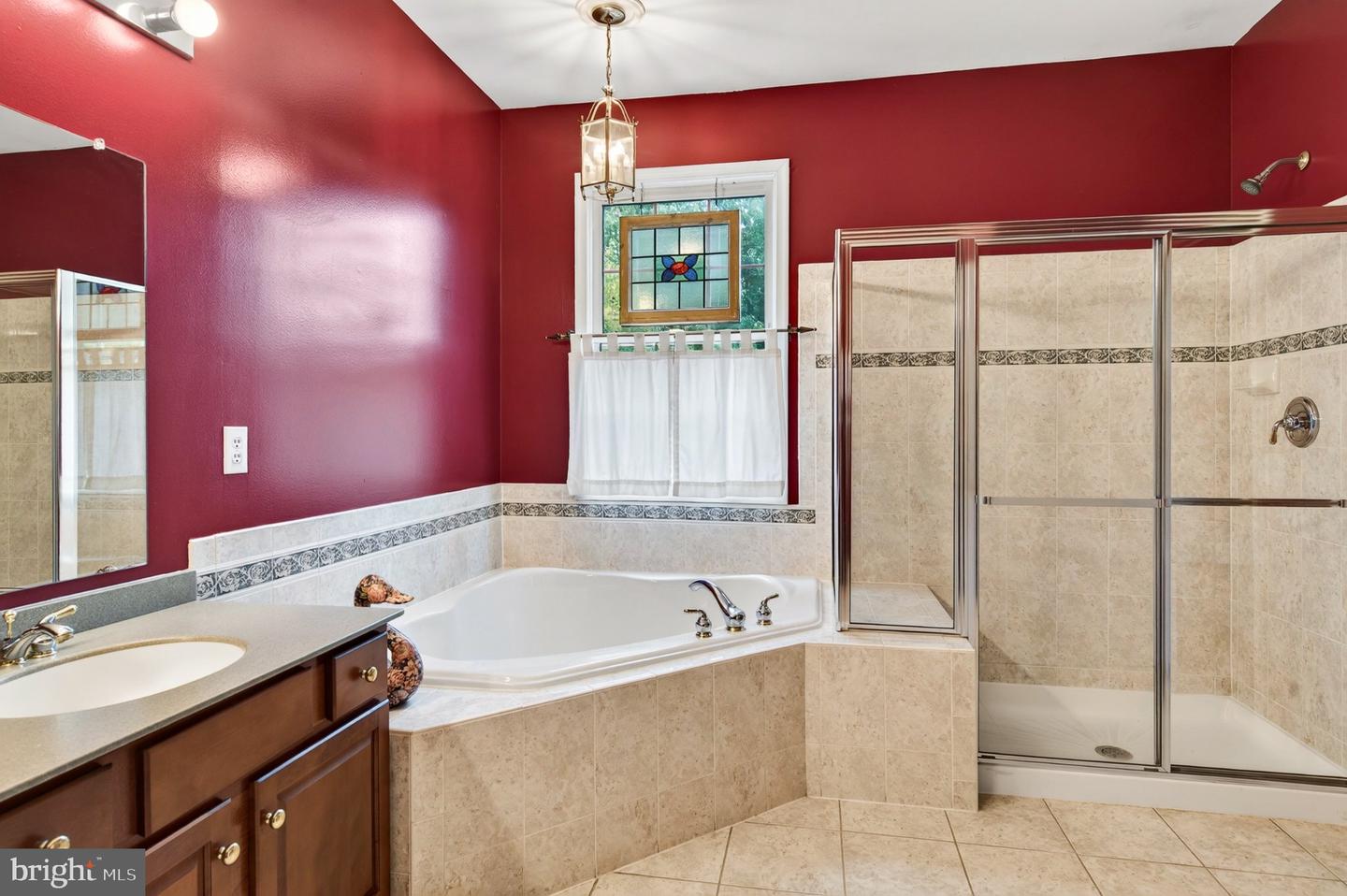 PACT2135978 Property Photo 28