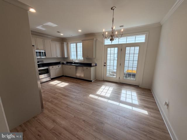 624 D St Property Photo 5
