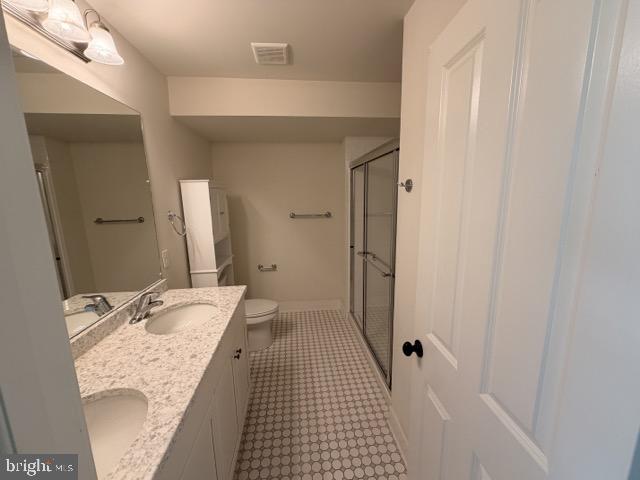 624 D St Property Photo 8