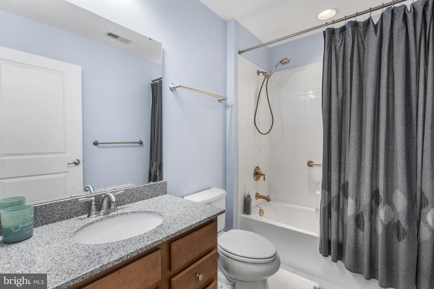 1263 Derry Ln Property Photo 21