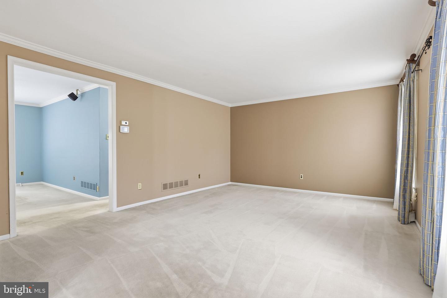367 S Balderston Dr Property Photo 7