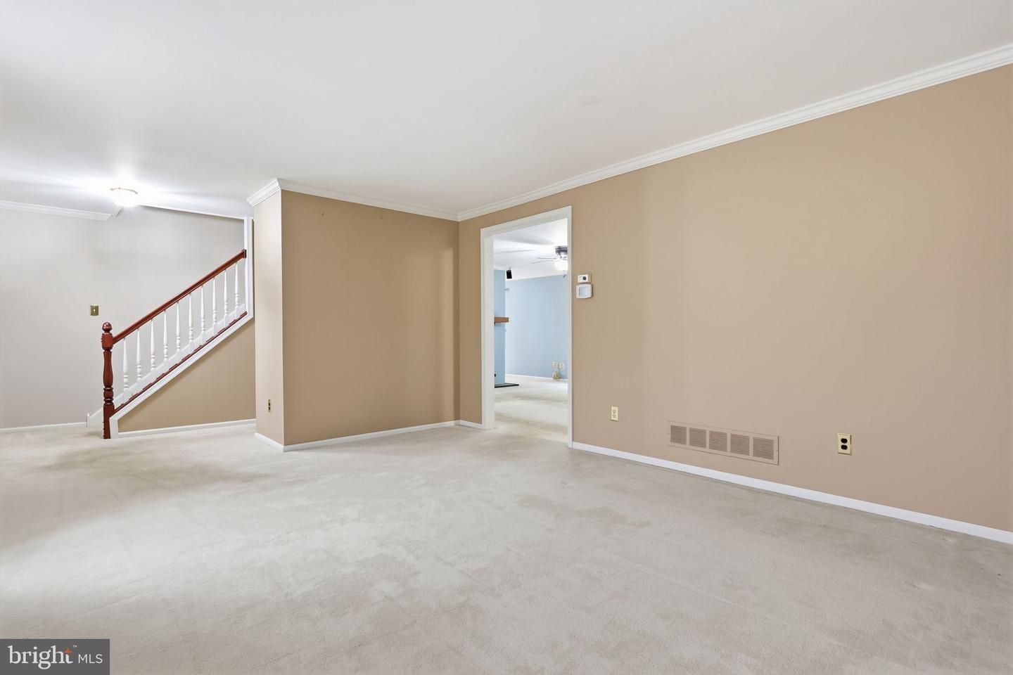 367 S Balderston Dr Property Photo 8