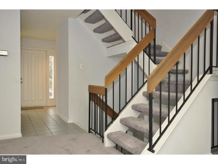 45 Constitution Ct Property Photo 14