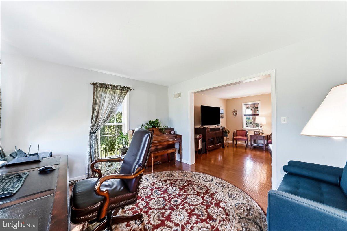 822 Waterway Rd Property Photo 20
