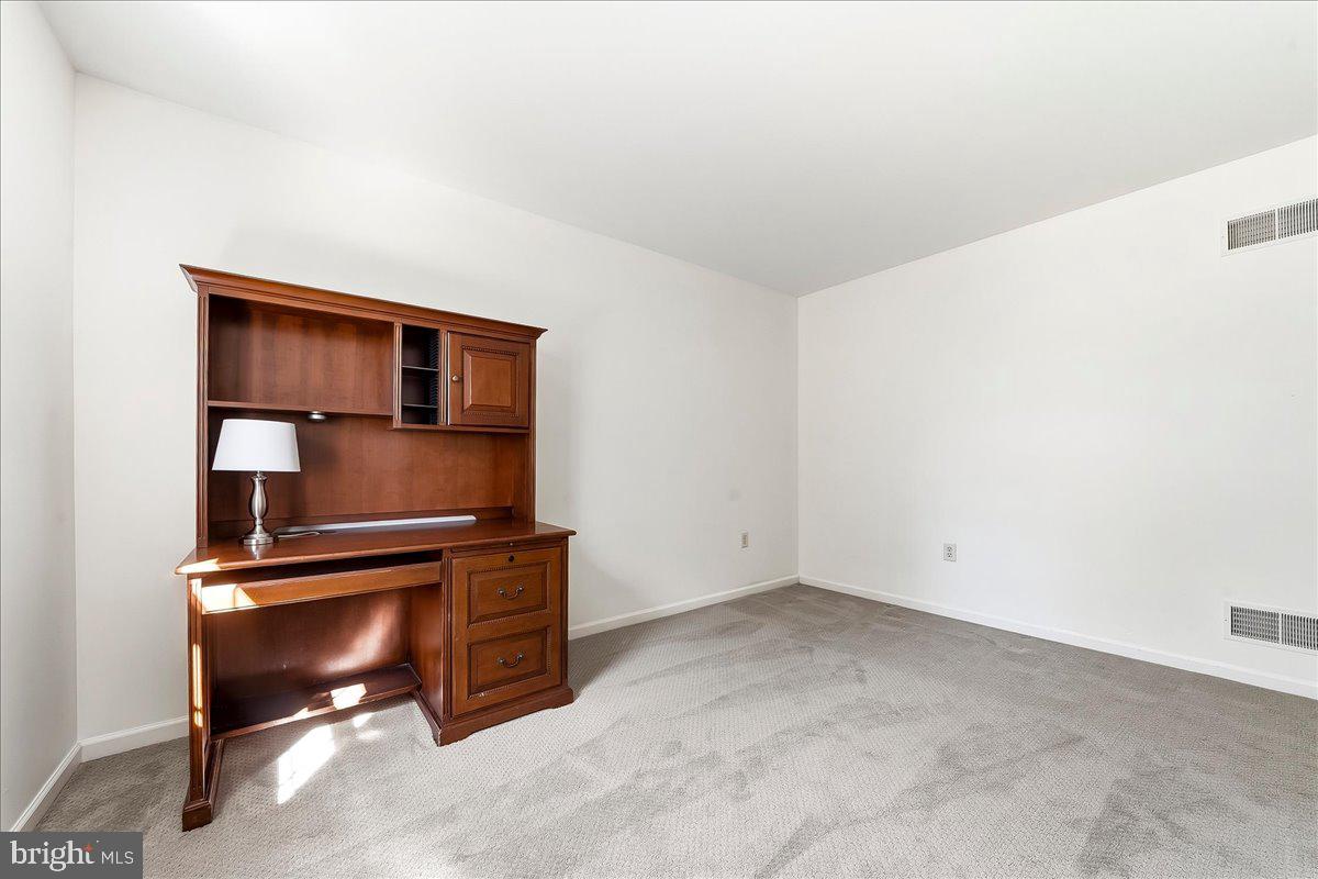 822 Waterway Rd Property Photo 30