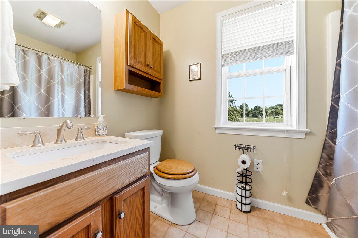 822 Waterway Rd Property Photo 33