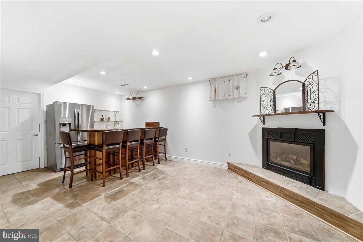 822 Waterway Rd Property Photo 34