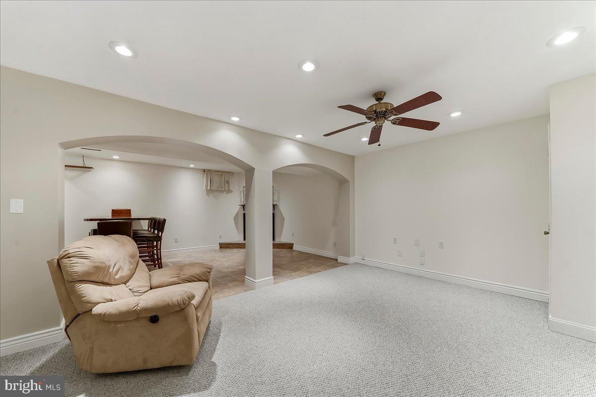 822 Waterway Rd Property Photo 38