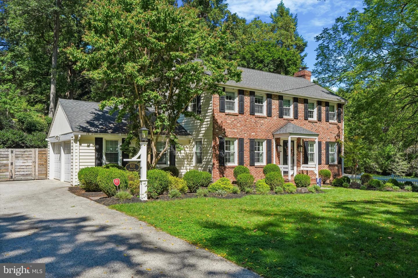 831 Hollow Rd Property Photo 1