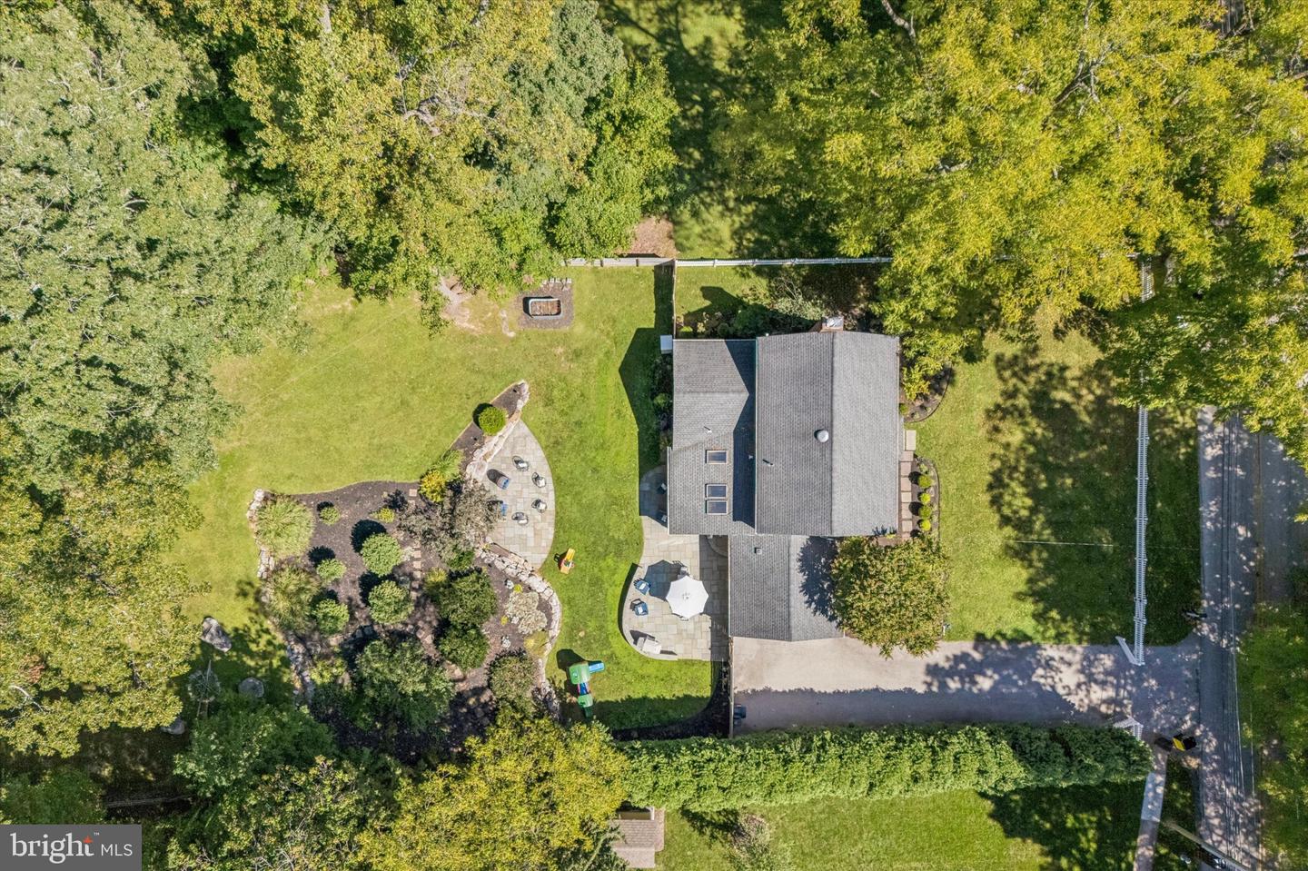831 Hollow Rd Property Photo 32
