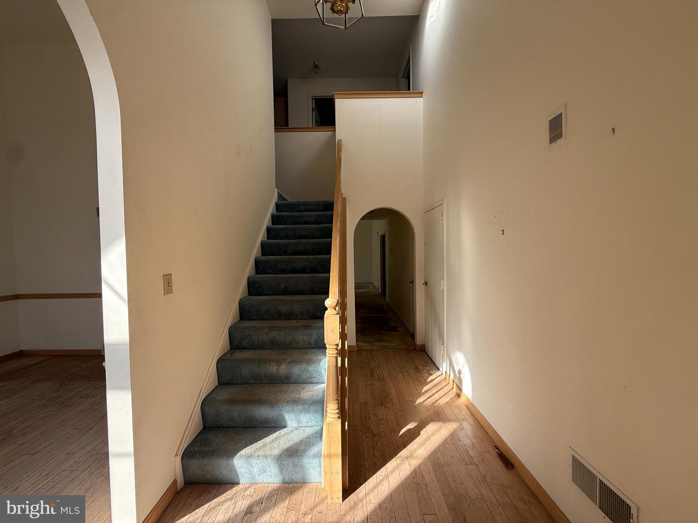 608 Westridge Ct #116 Property Photo 3