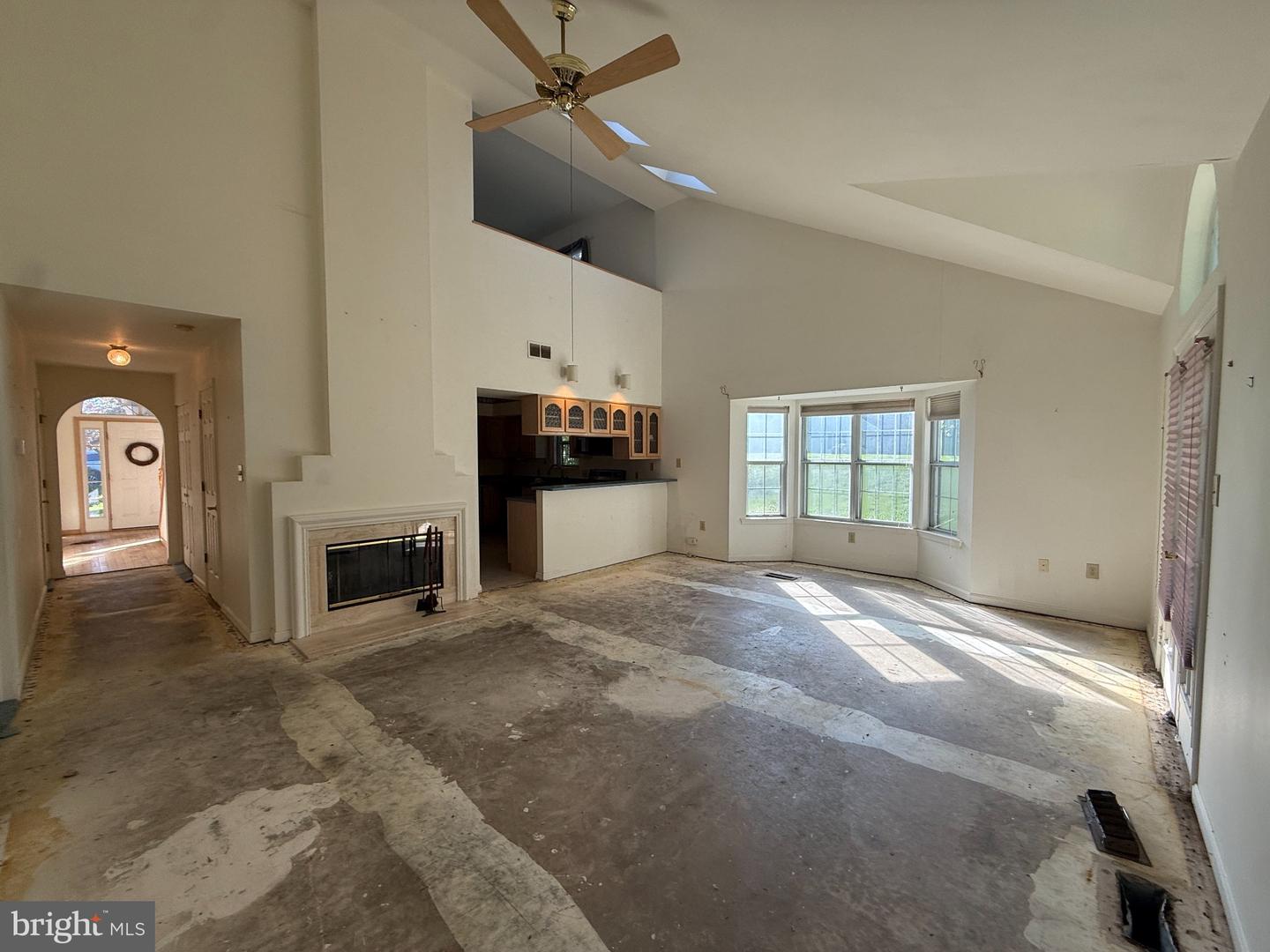 608 Westridge Ct #116 Property Photo 4