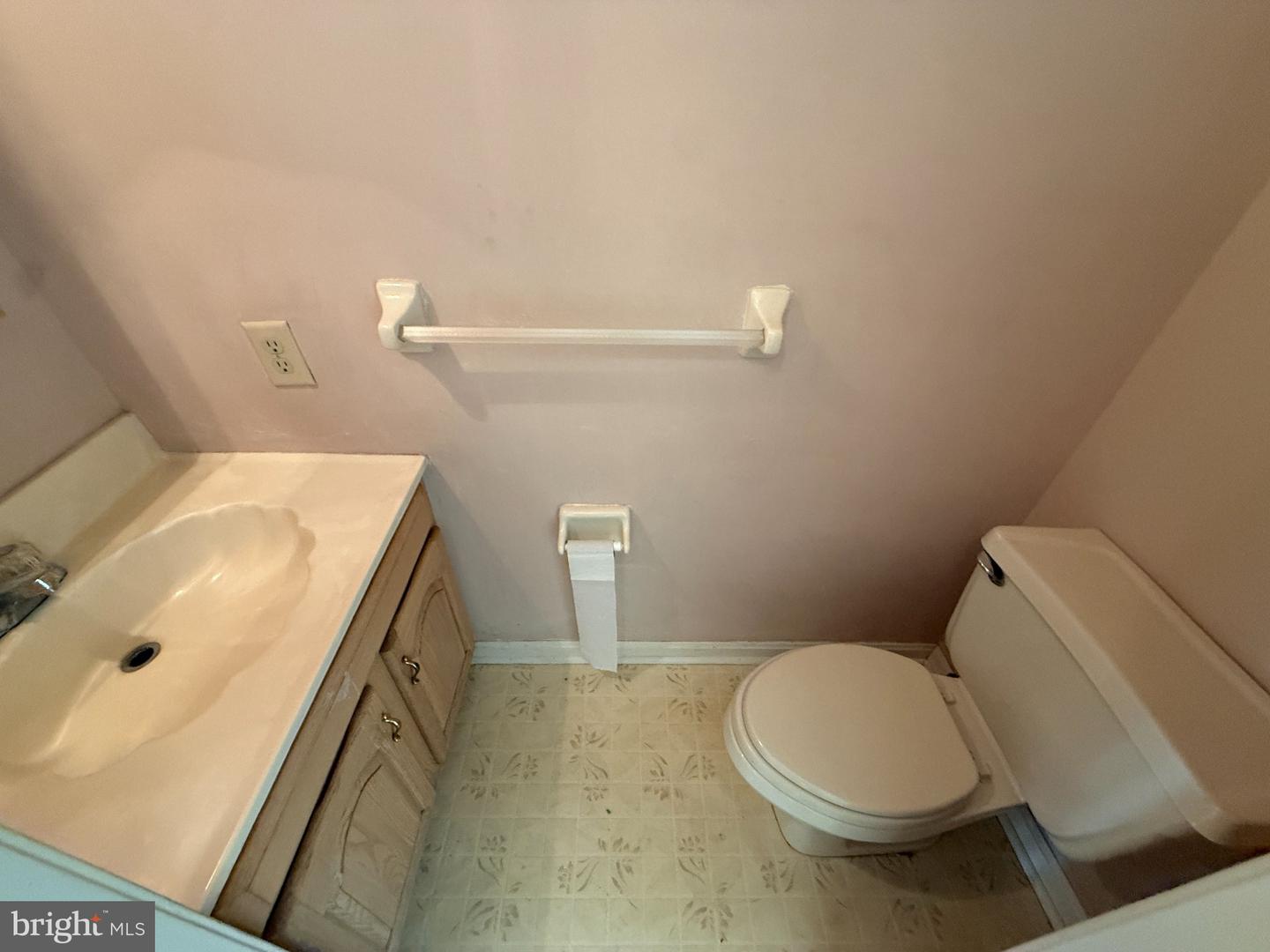608 Westridge Ct #116 Property Photo 15