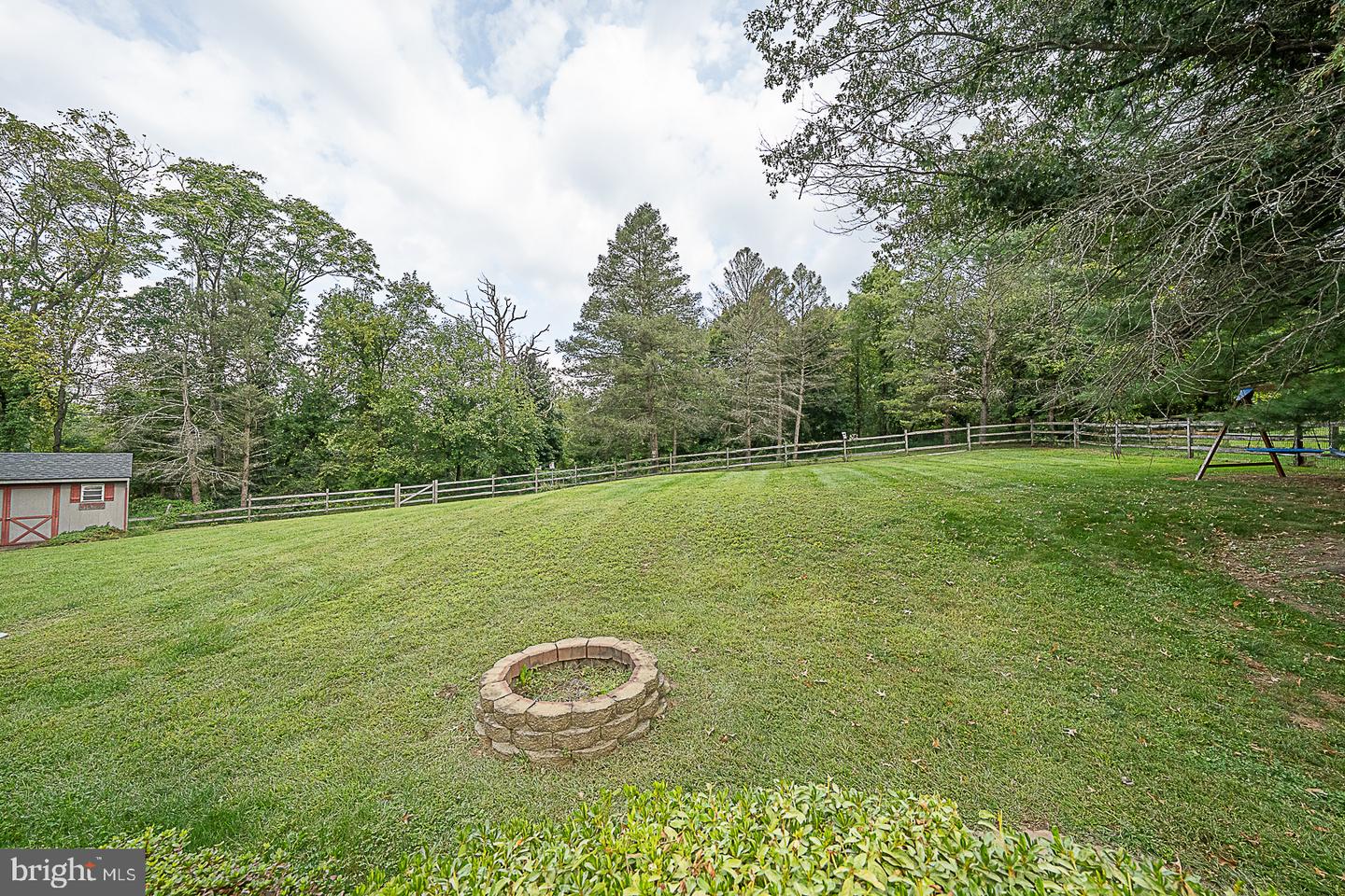 19 Oneida Ct Property Photo 40