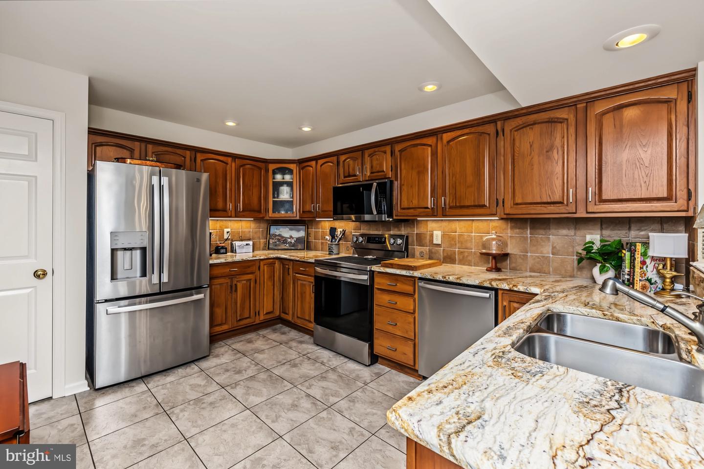 46 Saddler Dr Property Photo 7