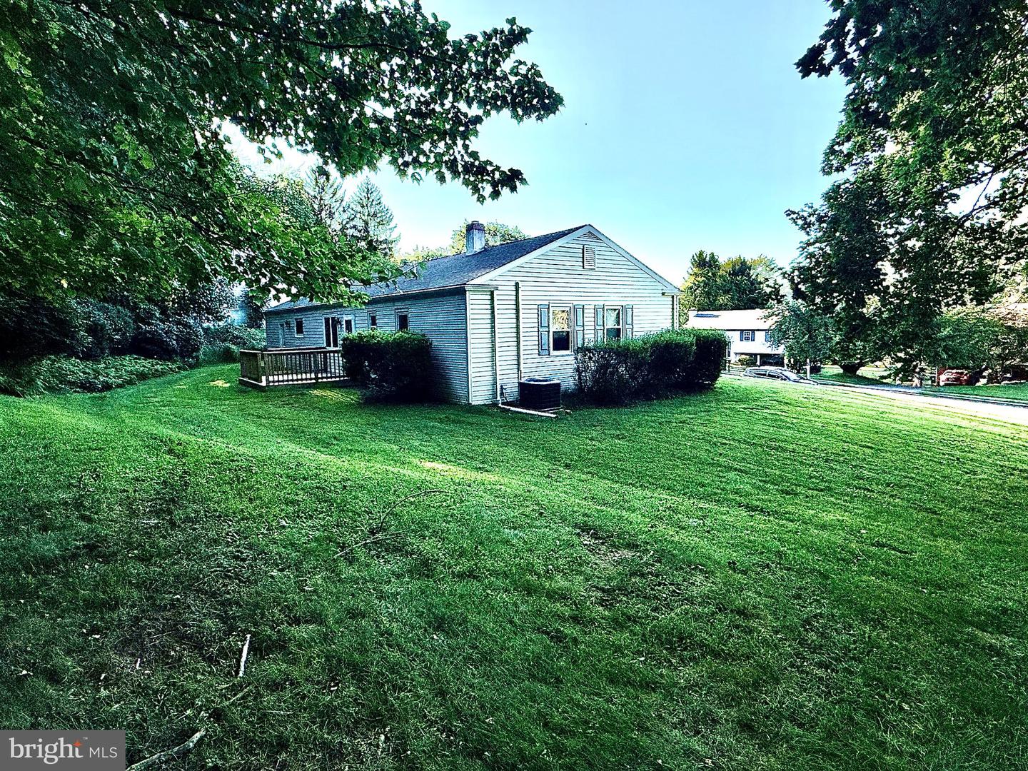 3314 E Summit Ave Property Photo 25