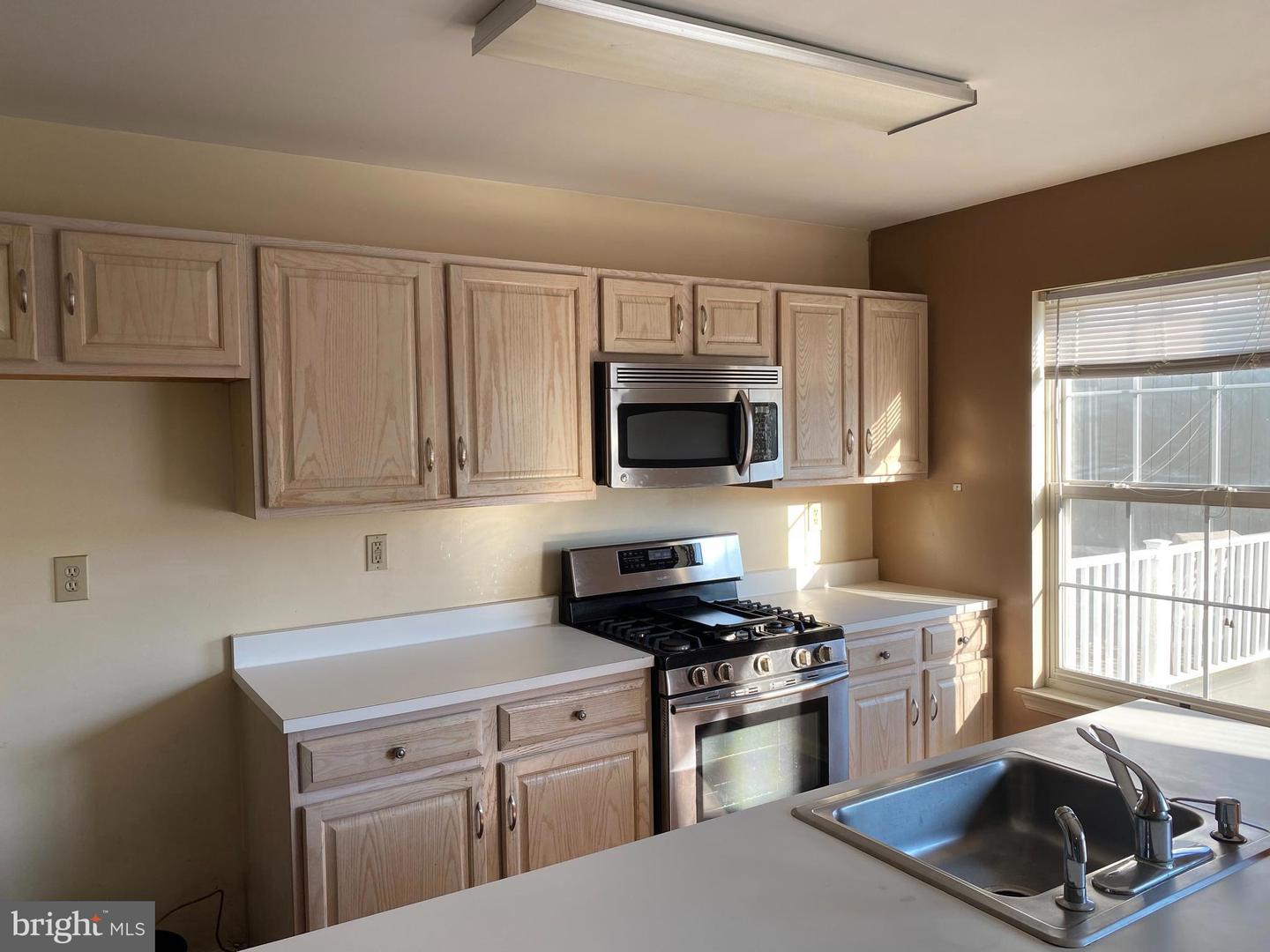 309 Huntington Ct #57 Property Photo 4