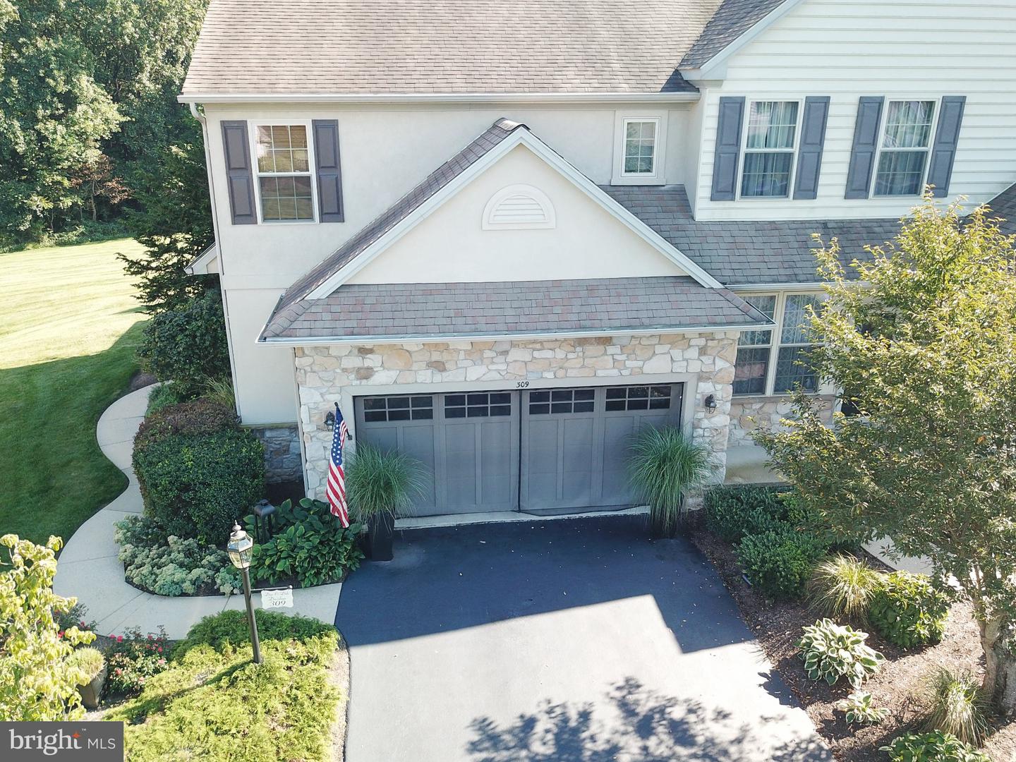 309 Sweetwater Path Property Photo 1