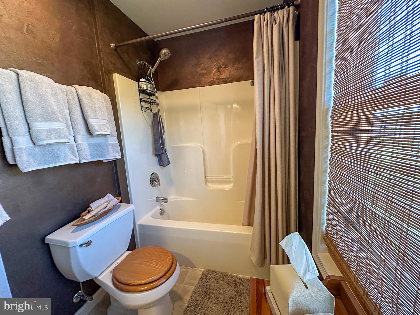 309 Sweetwater Path Property Photo 14