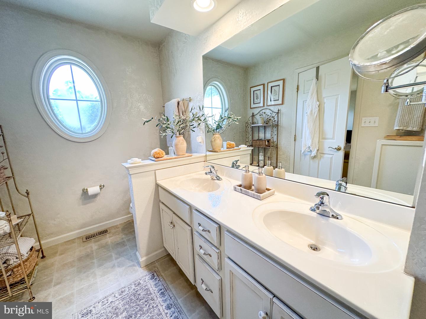 309 Sweetwater Path Property Photo 52