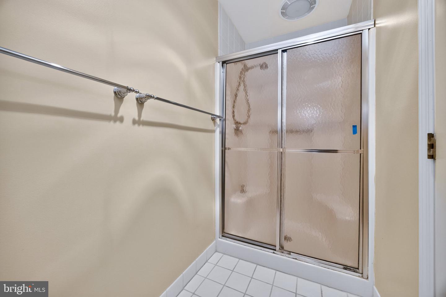 375 Country Ln Property Photo 26