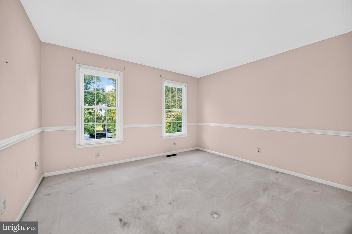 375 Country Ln Property Photo 29