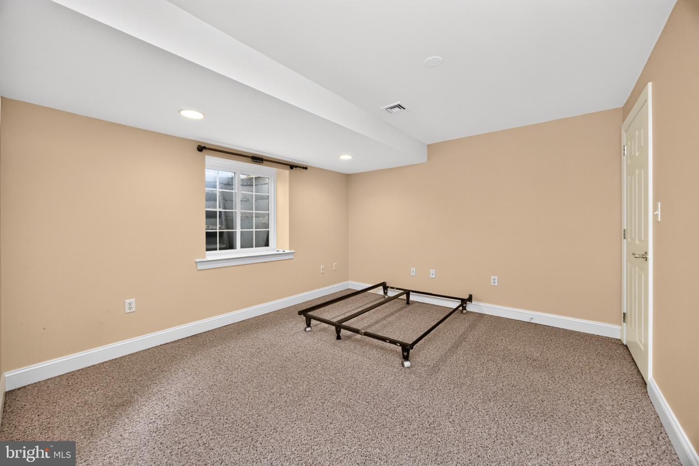 1204 Aston Ct Property Photo 59