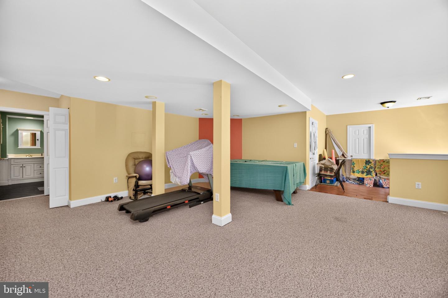 1204 Aston Ct Property Photo 64