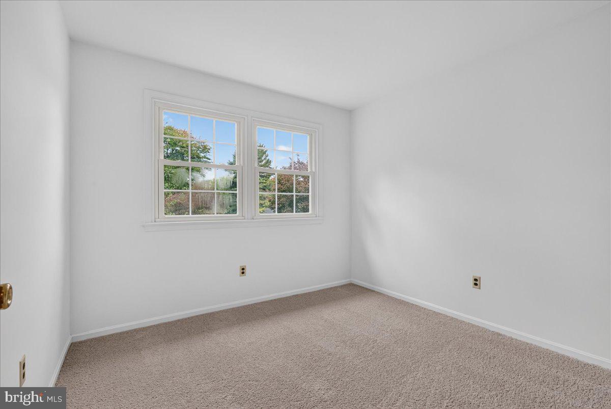 805 Ellis Woods Rd Property Photo 21
