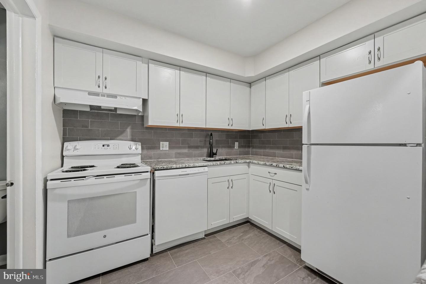 207 Walnut Hill Rd #19 Property Photo 13