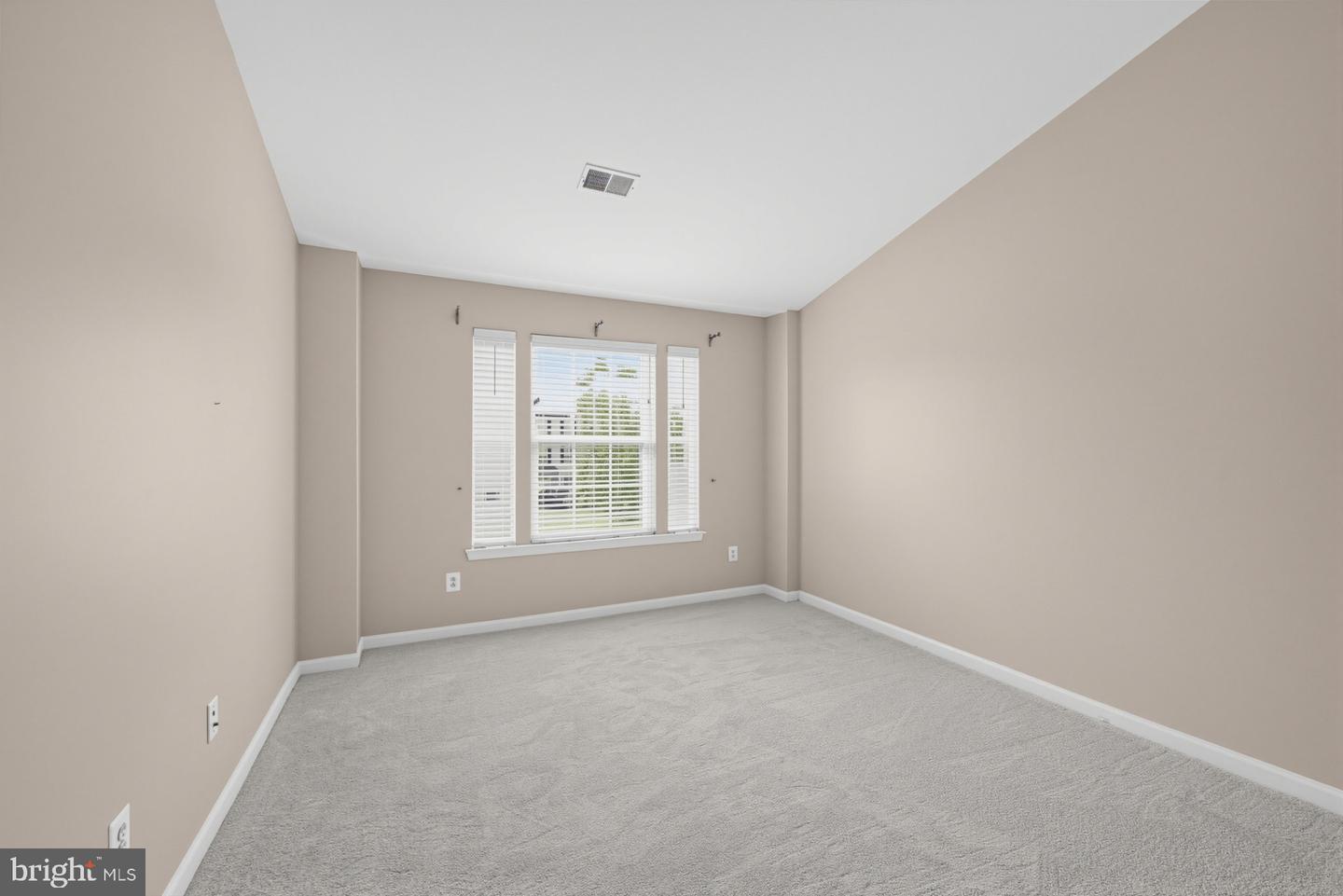 229 Tall Trees Cir #229 Property Photo 24