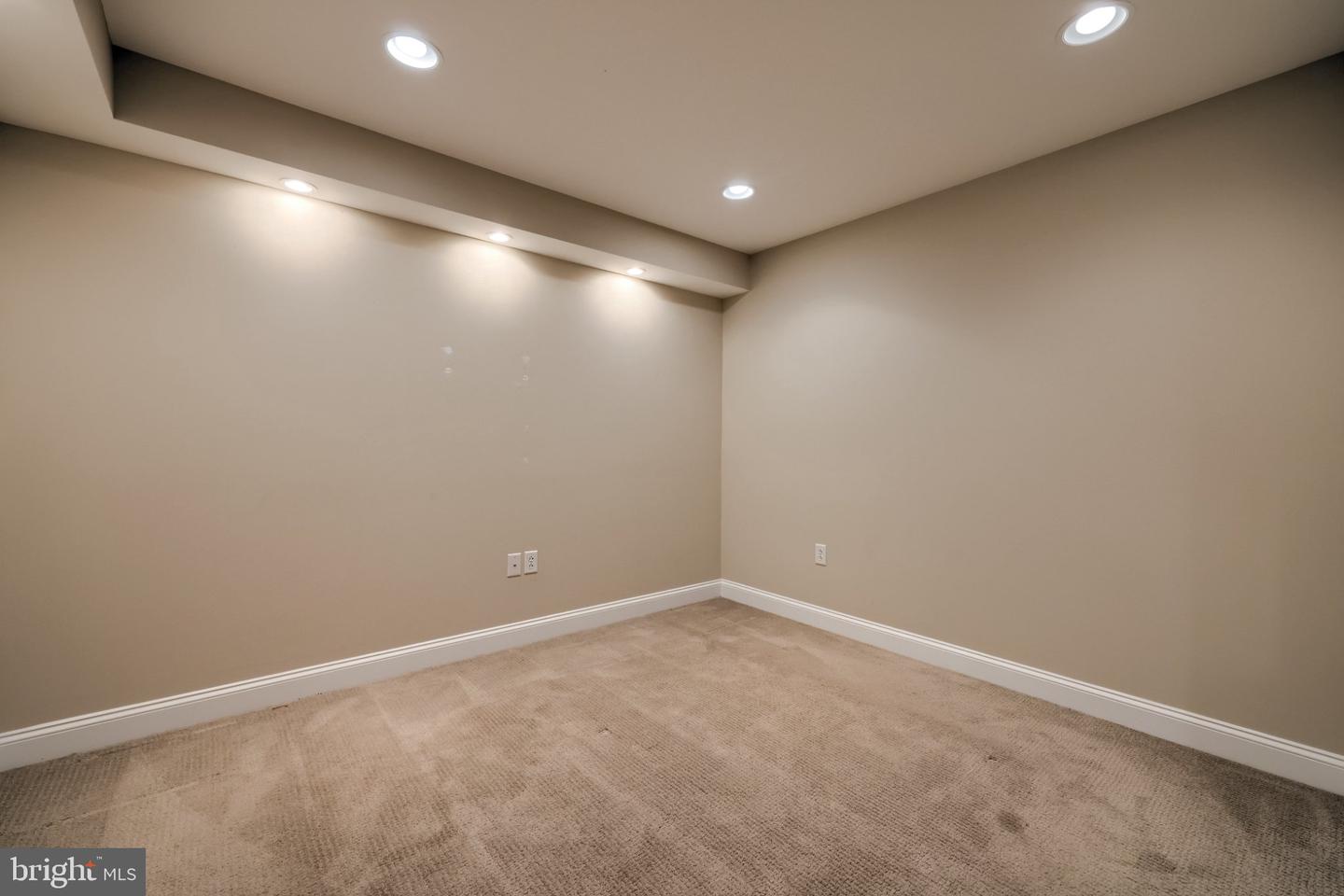116 Cooper Hawk Dr Property Photo 46