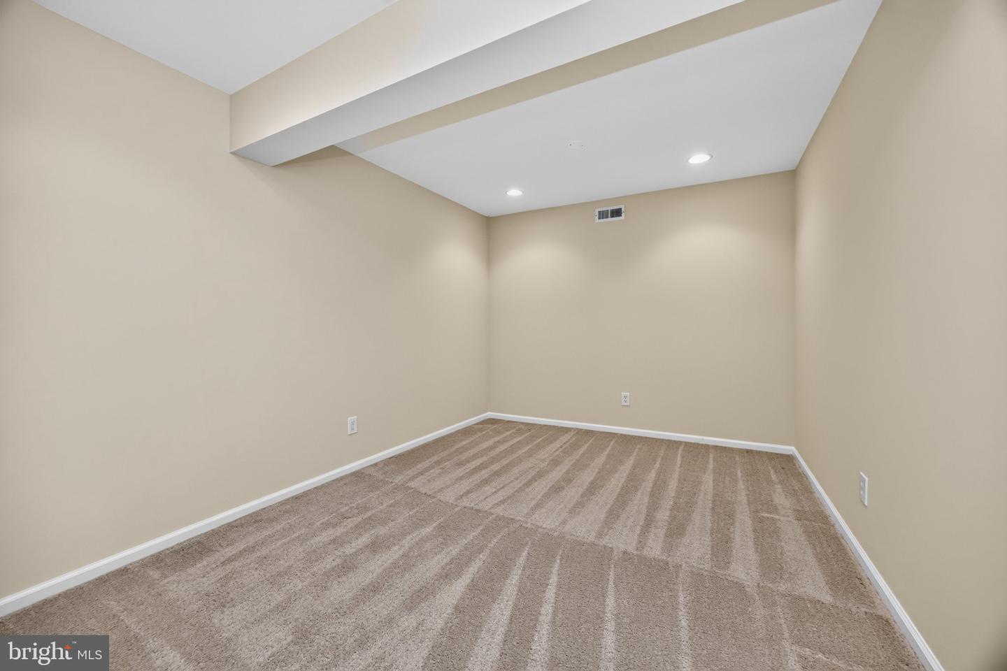 438 Larkspur Dr Property Photo 41