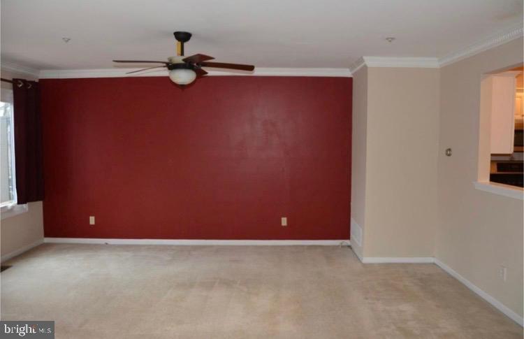 232 Fox Run Property Photo 6